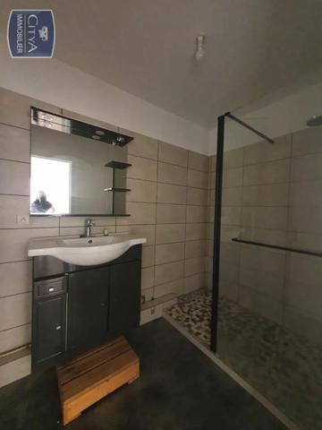 Appartement à louer 2 pièces 48.8m²