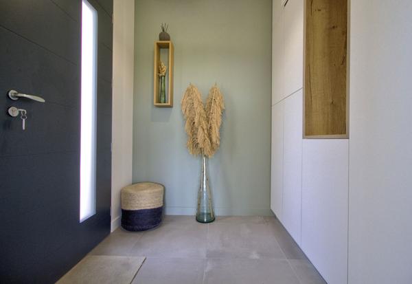 Maison plain-pied de 120m² contemporaine, lumineuse et fonctionnelle avec garage située sur les hauteurs proche d'AGEN.