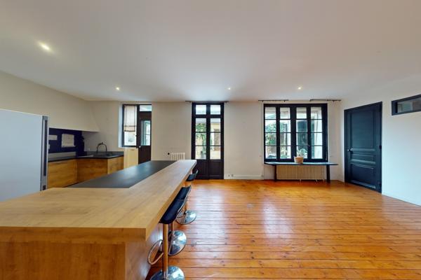 Appartement d'exception au coeur de Poitiers de 189 m² au total avec terrasse de 27 m2
