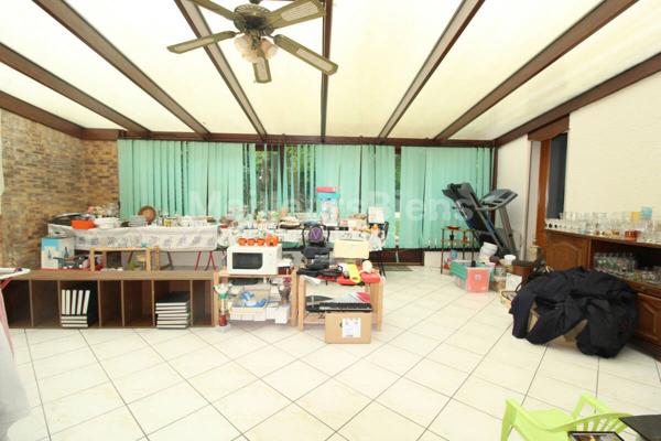 CHOLET RÉSIDENTIEL, MAISON AUX VOLUMES GÉNÉREUX 169M2