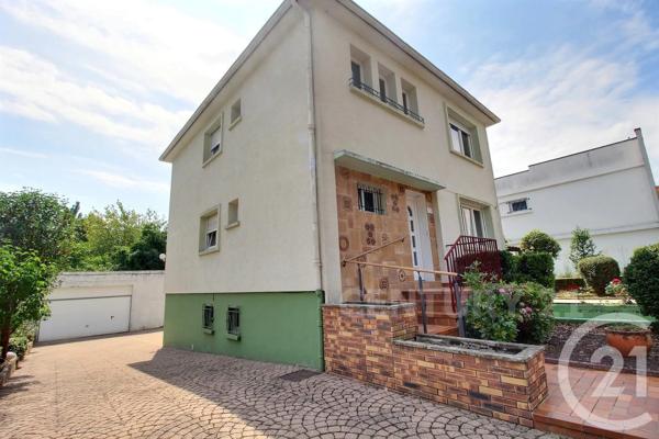 Maison à vendre  6 pièces - 125,48 m 2   ST AVOLD  - 57
