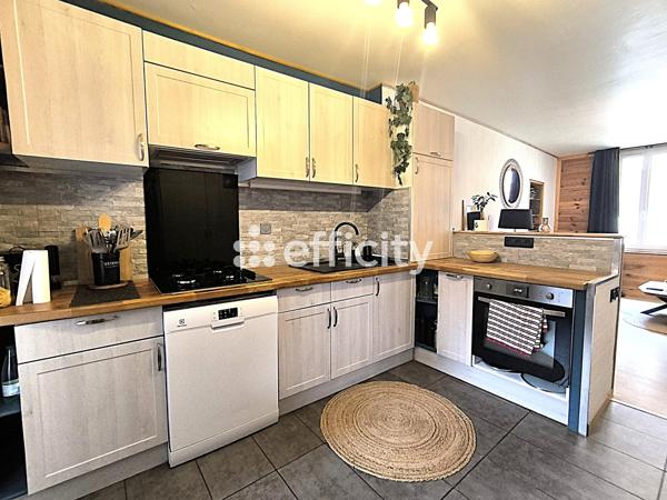 Appartement 3 pièces - 85 m² Exclusivité efficity