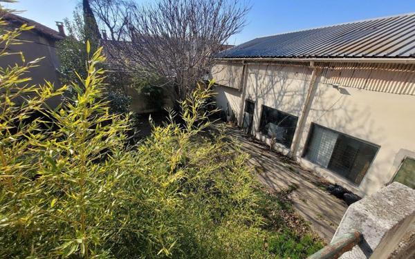 Maison à vendre    2 pièces •  Avignon