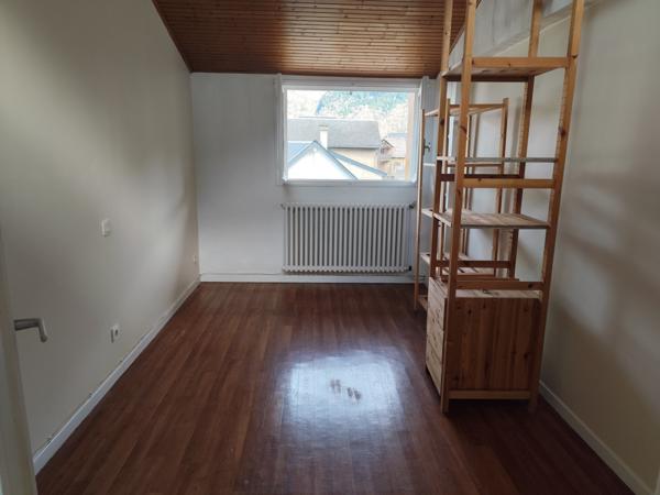 Bagnères-de-Luchon (31110) Appartement duplex 75 m² centre ville de Bagnères de Luchon
