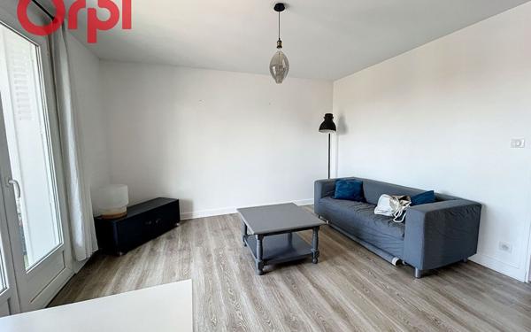 Appartement à louer    3 pièces •  Vichy