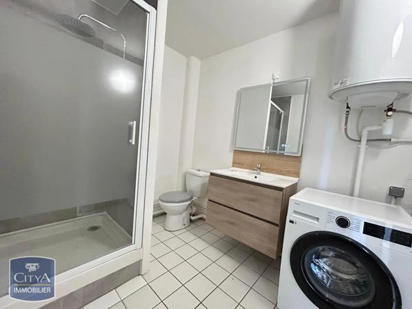 Appartement à louer 2 pièces 41.96m² Le Mans (72000)