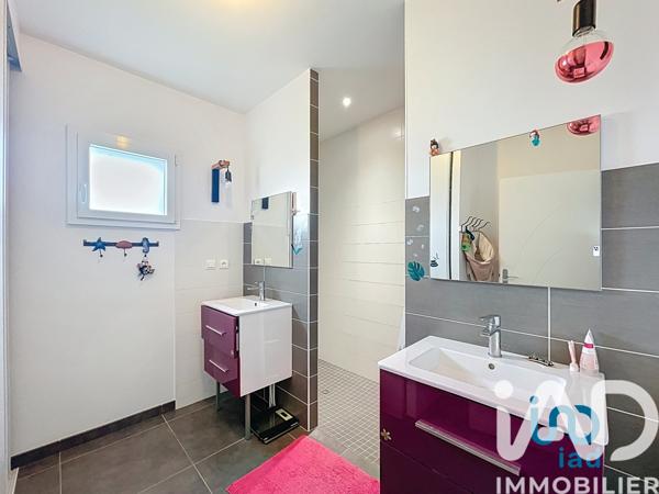 Maison à vendre 6 pièces 169 m² La Chapelle-Bâton