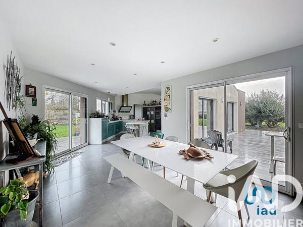 Maison à vendre 6 pièces 169 m² La Chapelle-Bâton