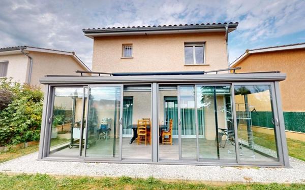 Maison à vendre    4 pièces • 110 m2 Chaleins