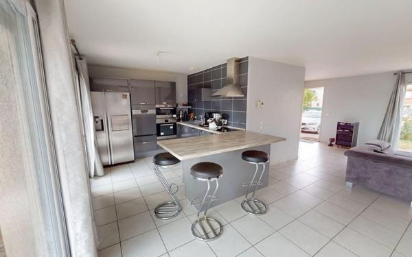 Maison à vendre    4 pièces • 110 m2 Chaleins