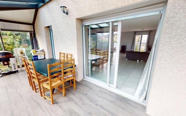 Maison à vendre    4 pièces • 110 m2 Chaleins