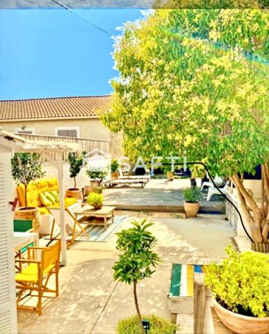 Maison 6 pièces- 175m2 avec jardin et stationnements privés