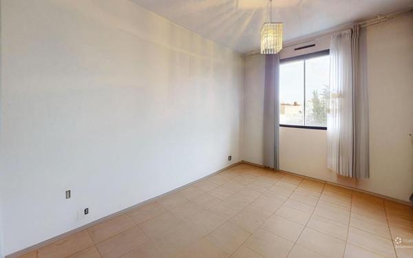 Appartement à vendre    4 pièces • 75,64 m2 Vaulx-en-Velin
