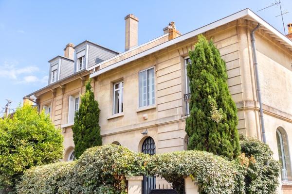 Vente Maison de luxe Bordeaux 8 Pièces 240 m²