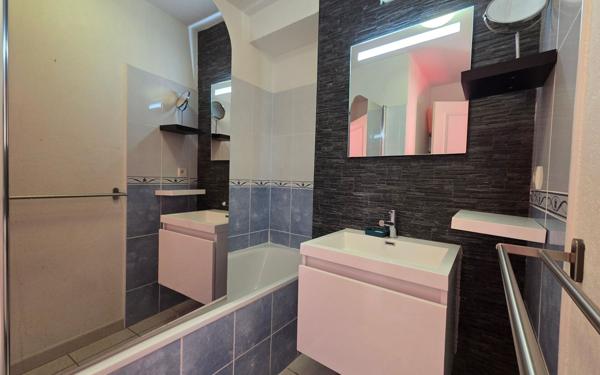 Appartement à louer    2 pièces • 43,87 m2 Marseillan