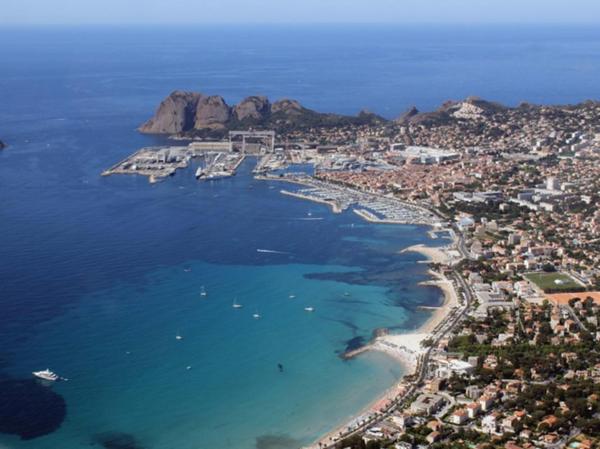 T3 en rez-de-jardin avec terrasse et jardin plein sud - La Marine, La Ciotat
