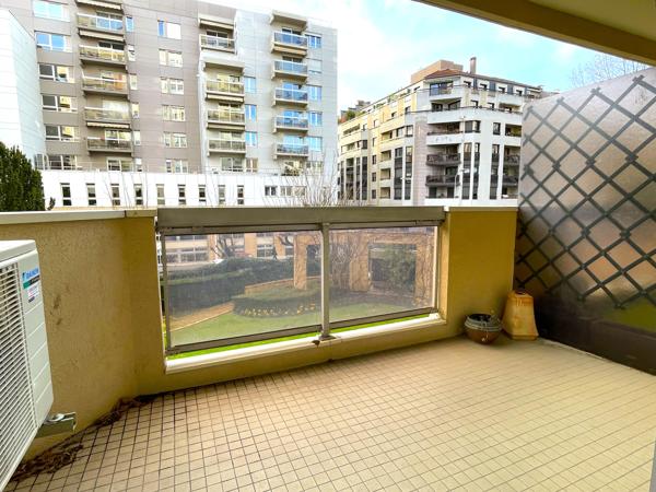 Lyon 6 - T2 non meublé avec balcon et climatisation