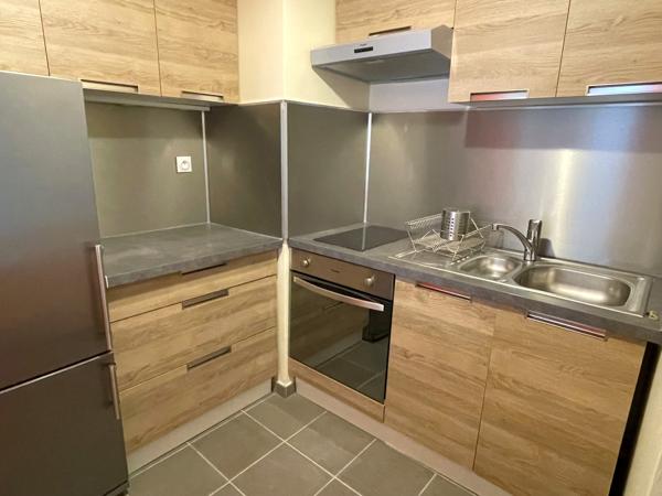 Lyon 6 - T2 non meublé avec balcon et climatisation