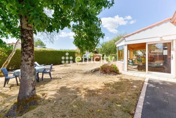 Maison
         6 pièces
        - 131 m² Exclusivité 390 000 € *