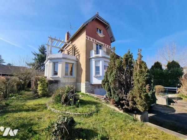 GRAY (70) MAISON D'ARCHITECTE DE 1935 SUR 871 M² DE TERRAIN