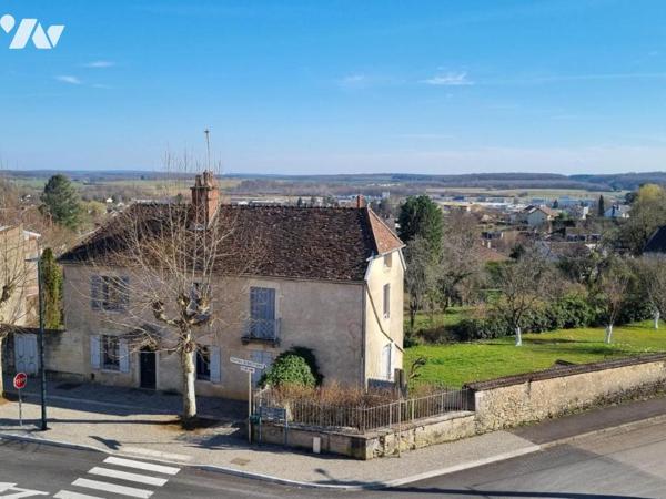 GRAY (70) MAISON D'ARCHITECTE DE 1935 SUR 871 M² DE TERRAIN