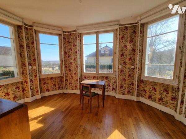 GRAY (70) MAISON D'ARCHITECTE DE 1935 SUR 871 M² DE TERRAIN