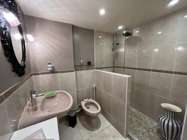 Maison à vendre |  Droux |  7 pièces | 225 m²