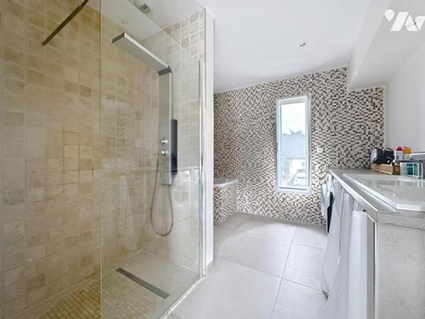 LANESTER - Maison Moderne avec vie totale de plain pied