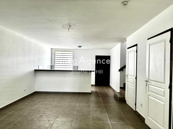 Appartement à REMIRE-MONTJOLY, 97354 - 4 pièces 90m²