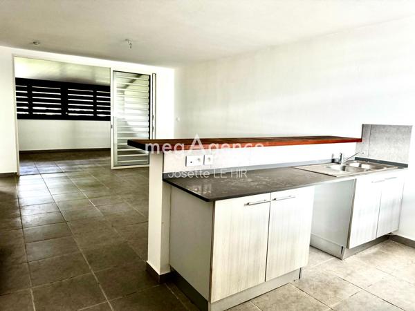 Appartement à REMIRE-MONTJOLY, 97354 - 4 pièces 90m²