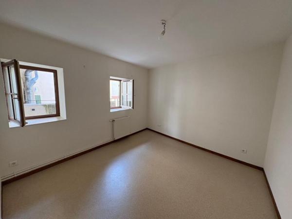 APPARTEMENT T2 A LOUER A ROANNE - MARECHAL FOCH