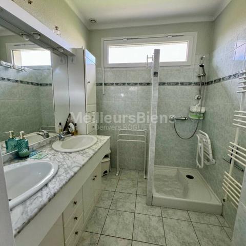 Pavillon 3 chambres sur terrain de 650m2