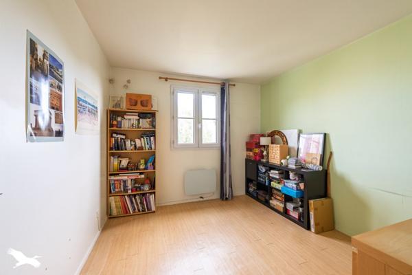 Appartement à vendre 225 000 € Montigny-le-Bretonneux 3 p 66 m² DPE C