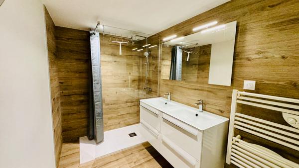 Maison 8 pièces 163 m2