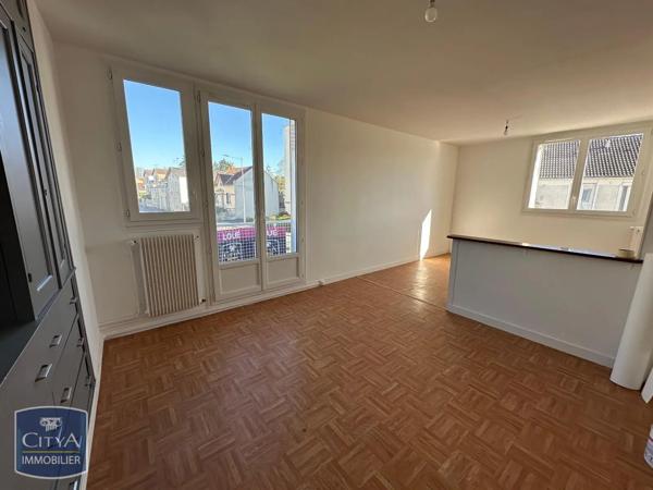 Appartement à louer 4 pièces 75.33m² Châteauroux (36000)