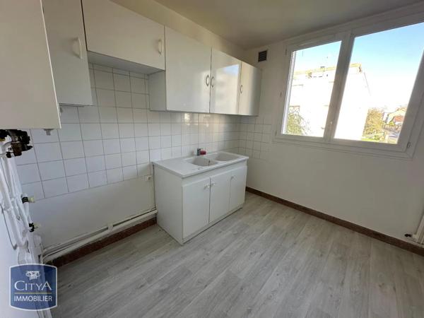 Appartement à louer 4 pièces 75.33m² Châteauroux (36000)