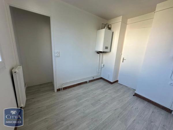 Appartement à louer 4 pièces 75.33m² Châteauroux (36000)