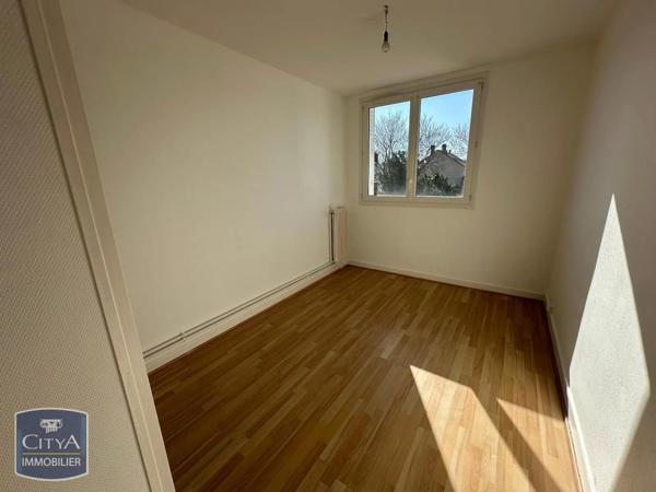 Appartement à louer 4 pièces 75.33m² Châteauroux (36000)