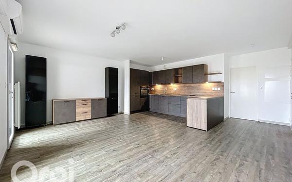 Appartement à vendre    3 pièces • 69,72 m2 Fréjus