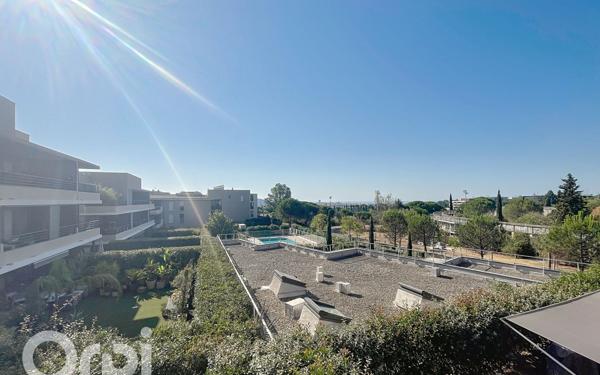 Appartement à vendre    3 pièces • 69,72 m2 Fréjus