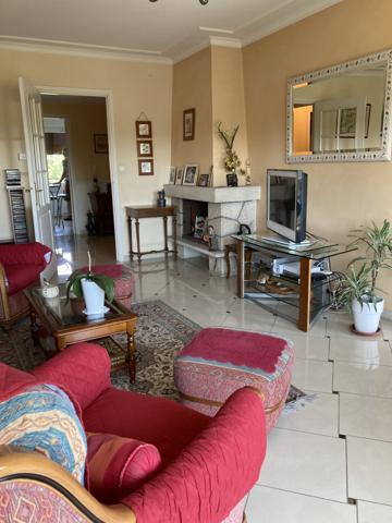 DIJON CANAL : APPARTEMENT 2 CHAMBRES - BALCON -CAVE - GARAGE