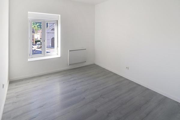 Appartement rénové 2 chambres!