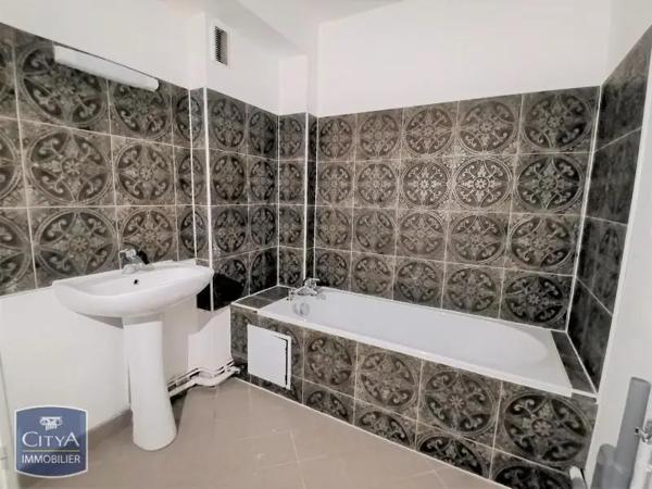 Appartement à louer 4 pièces 69.31m² Laon (02000)