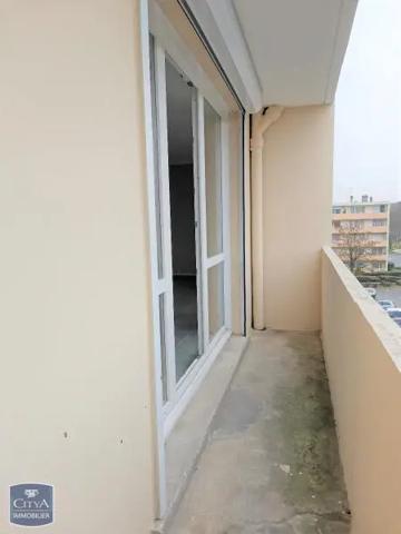 Appartement à louer 4 pièces 69.31m² Laon (02000)