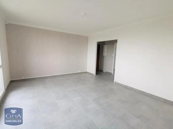 Appartement à louer 4 pièces 69.31m² Laon (02000)