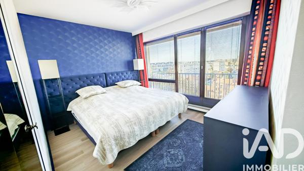 Appartement à vendre 5 pièces 99 m² Courbevoie