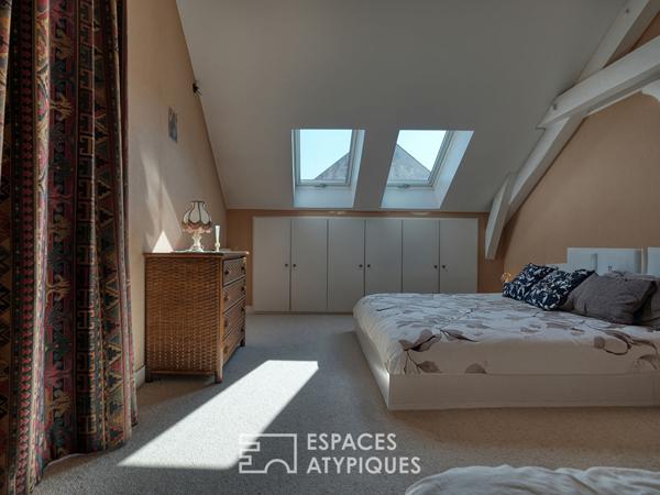 Demeure bourgeoise avec verrière et piscine en coeur de Janville