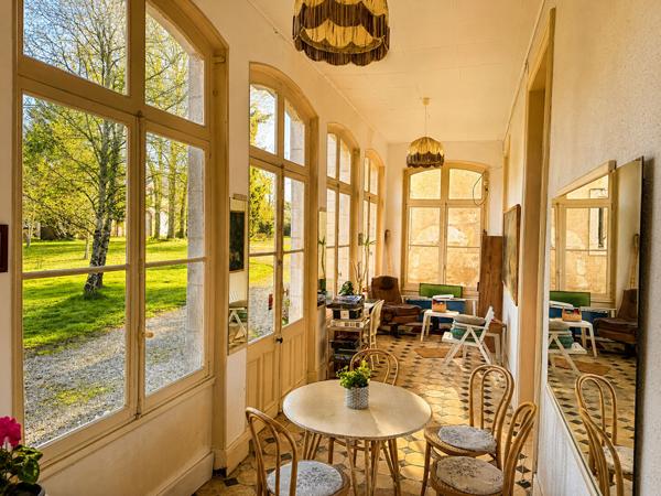 Château et ses communs - Tennis et étang- Nord Sarthe , Le mans
