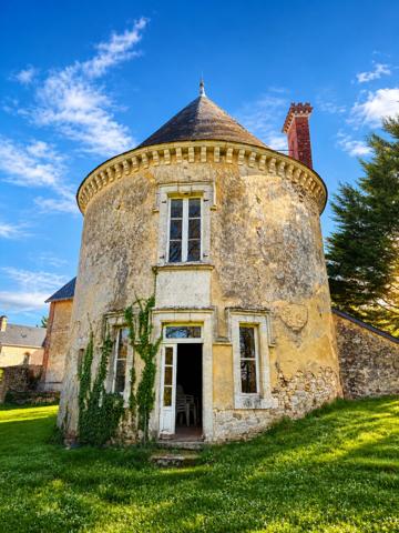 Château et ses communs - Tennis et étang- Nord Sarthe , Le mans