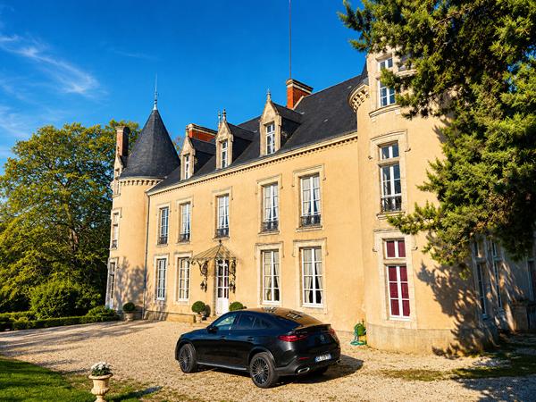 Château et ses communs - Tennis et étang- Nord Sarthe , Le mans